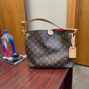 LV Gracefull PM